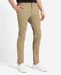 Slim-Fit Tech Chino Light Brown