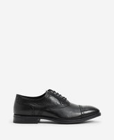 Futurepod Leather Lace-Up Oxford with Medallion Cap Toe Black