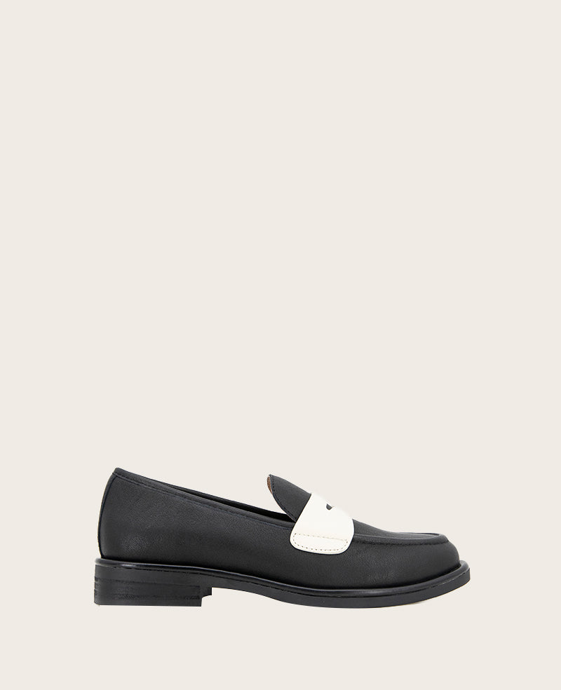 GENTLE SOULS - Cybil Leather Loafer Black Leather