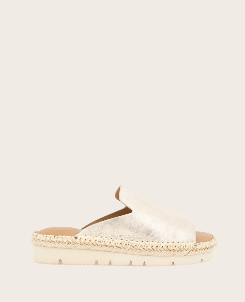 GENTLE SOULS - Leilani Metallic Platform Slip On Sandal Gold Leather