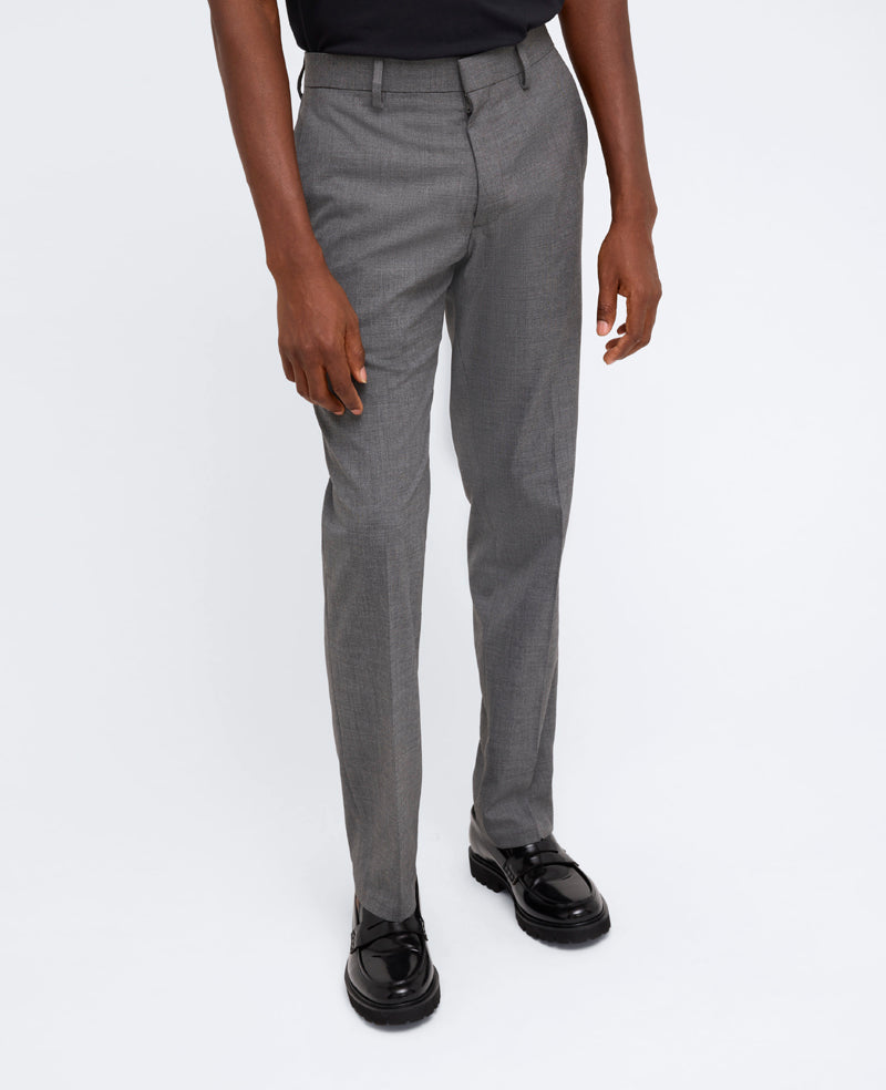 Slim-Fit Stretch Twill Dress Pant Med. Grey