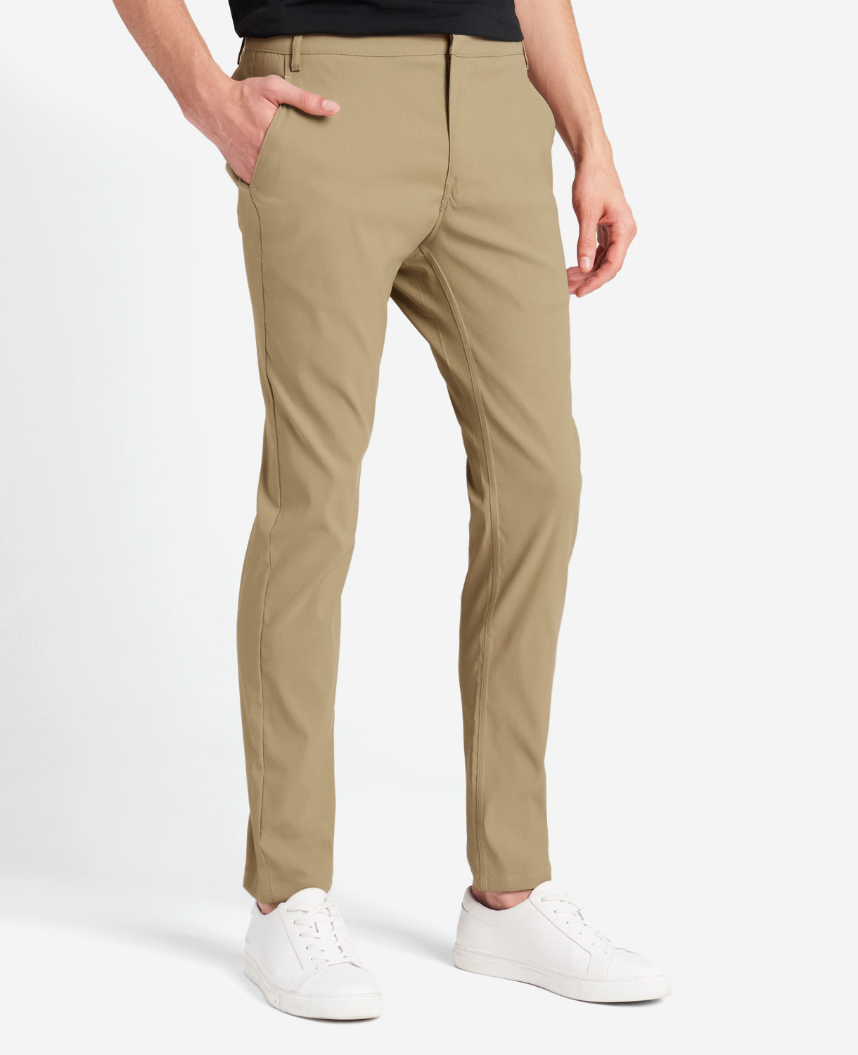 Slim-Fit Tech Chino Light Brown