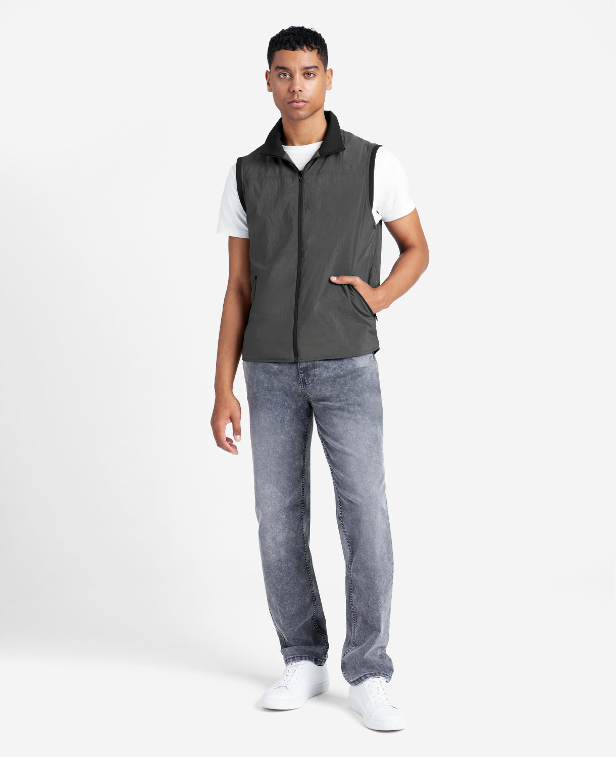 Lightweight Water-Resistant Vest Charcoal