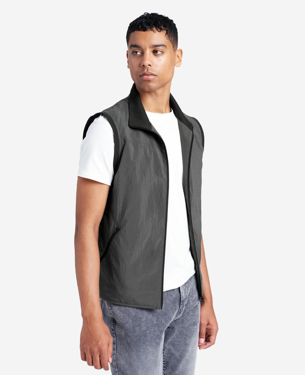 Lightweight Water-Resistant Vest Charcoal
