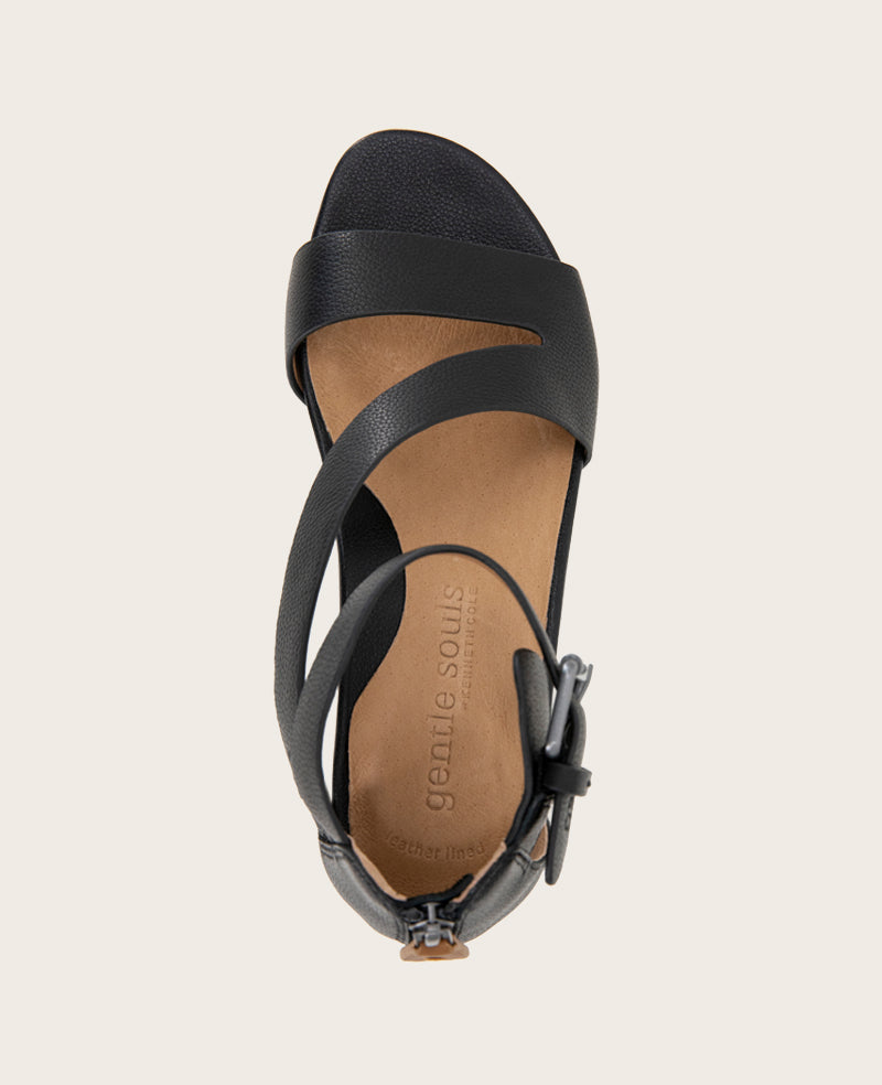 GENTLE SOULS - Gwen Leather Wedge Sandal Black