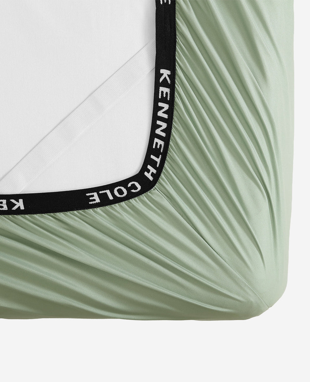Solution Solid Sheet Set Green