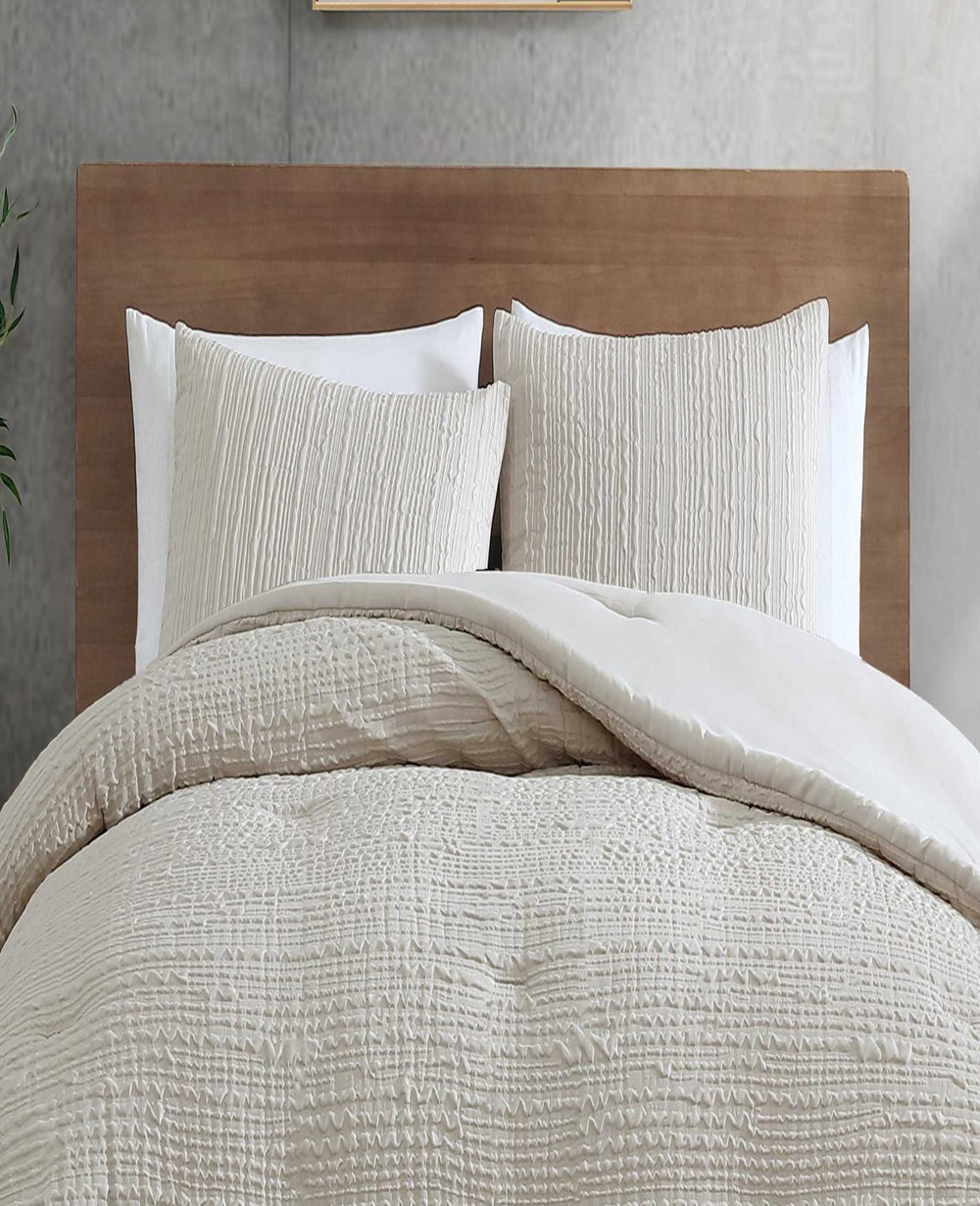 Serenity Wavy Lines Beige Comforter Set Beige