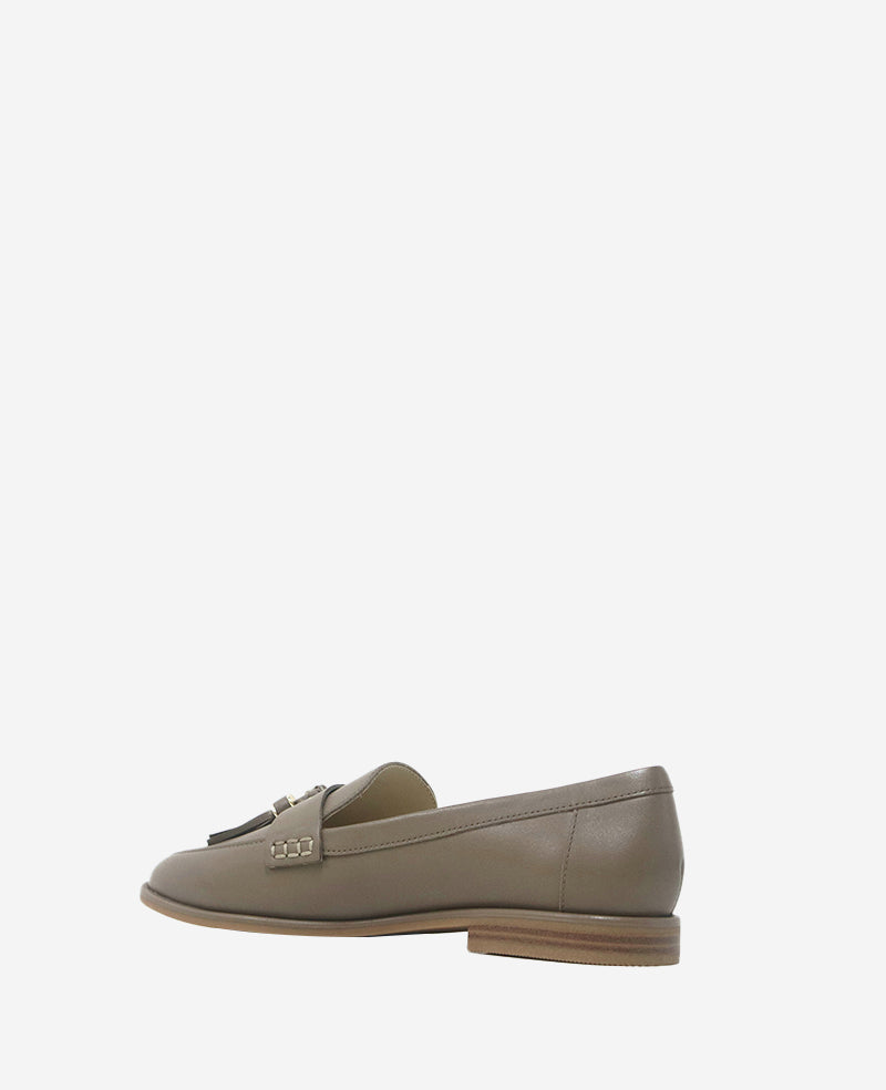 Lyra Leather Loafer Shitake Leather