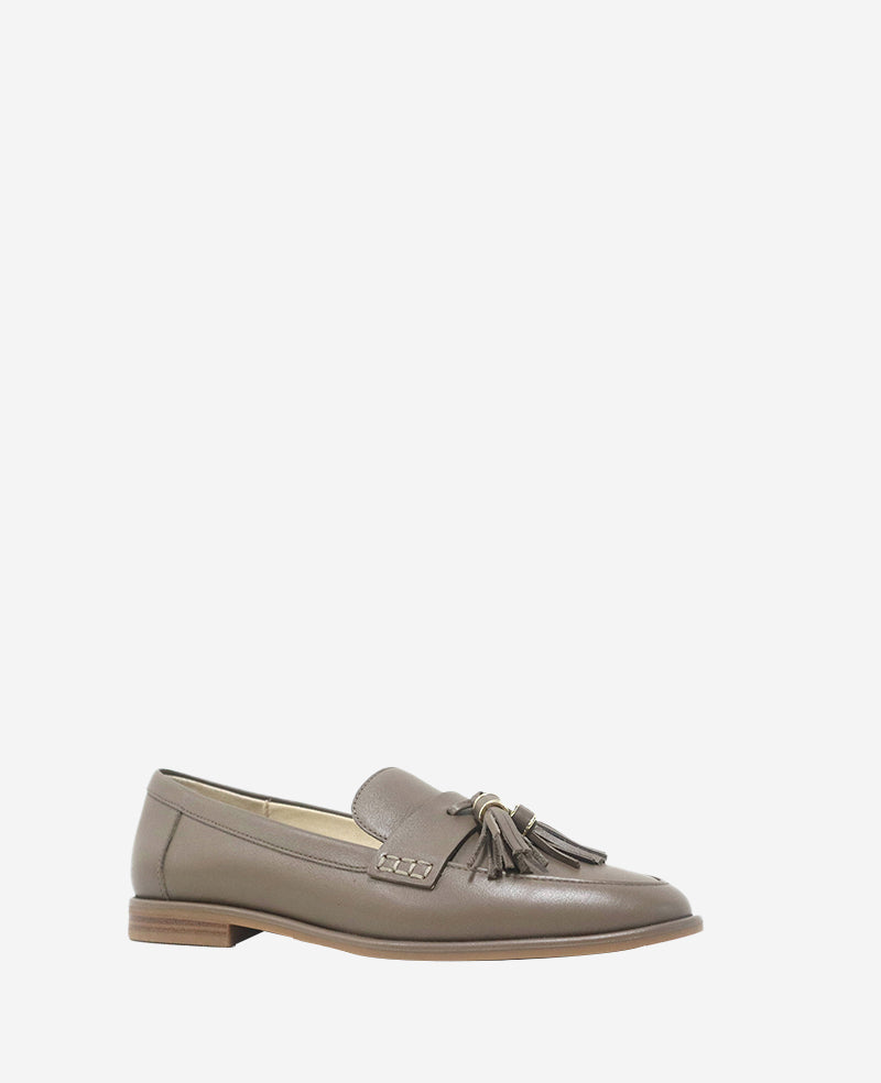 Lyra Leather Loafer Shitake Leather