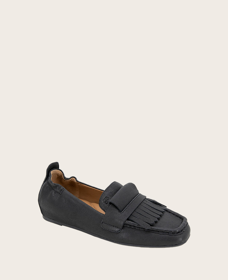 GENTLE SOULS - Scotty Tassel Leather Loafer Black