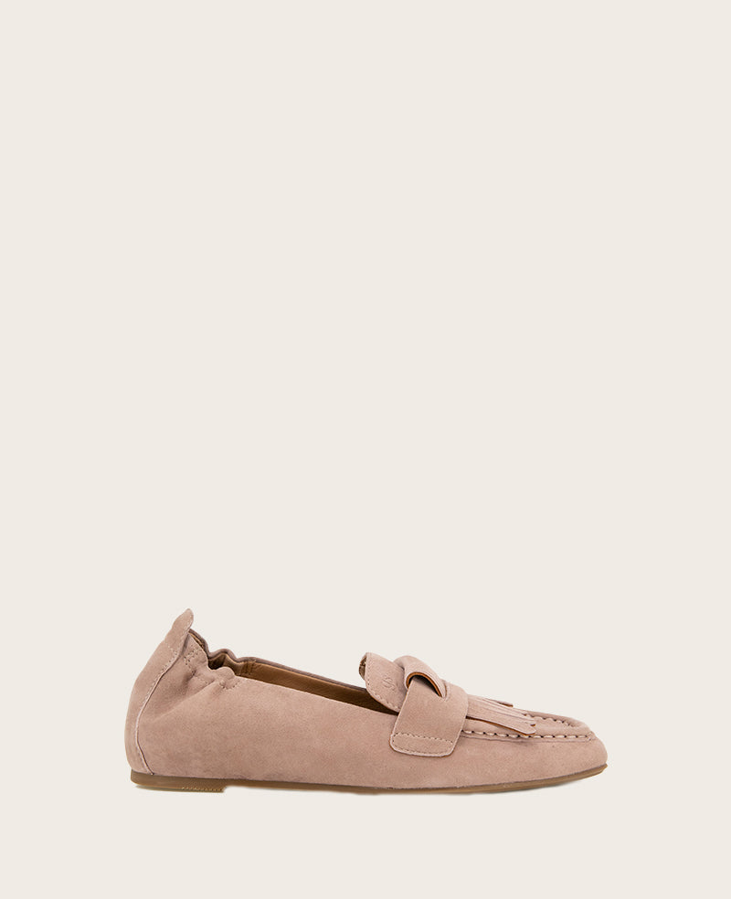 GENTLE SOULS - Scotty Tassel Suede Loafer Fawn Suede