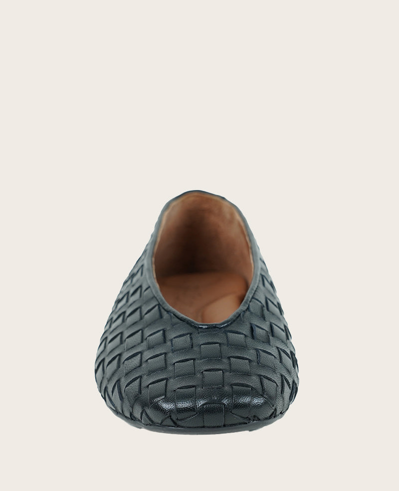 GENTLE SOULS - Willow Woven Leather Flat Black Leather