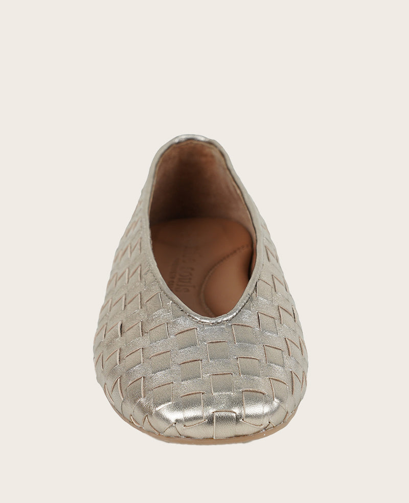 GENTLE SOULS - Willow Woven Leather Flat Gravel Leather