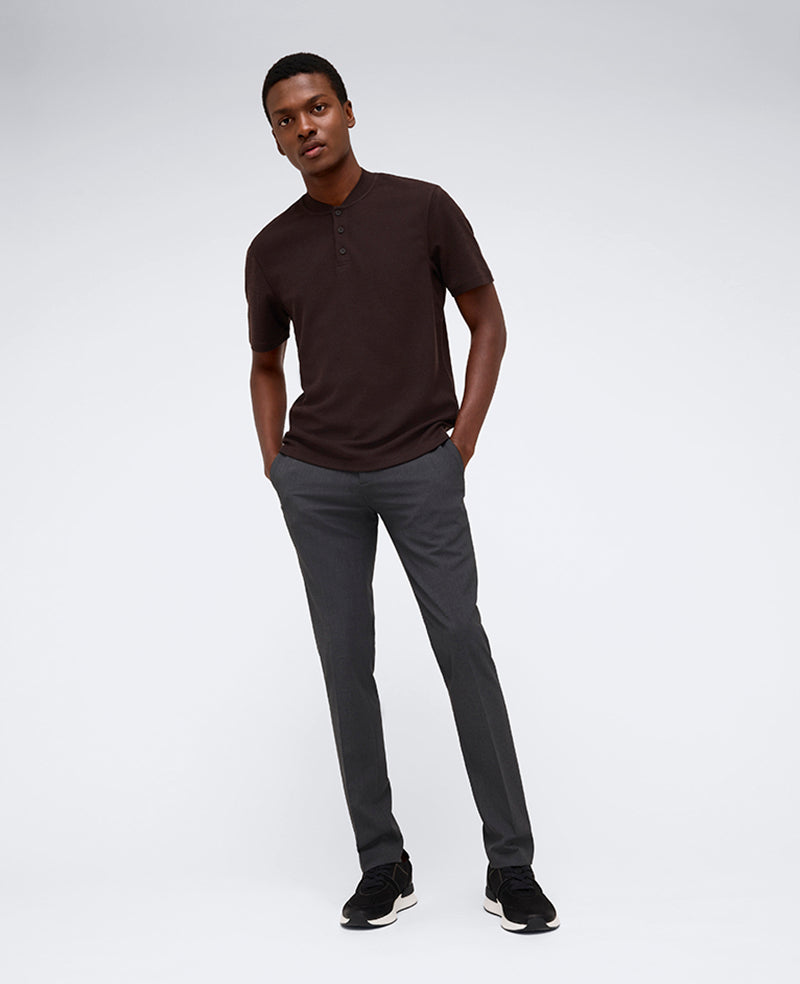 Performance Band-Collar Henley Dark Brown