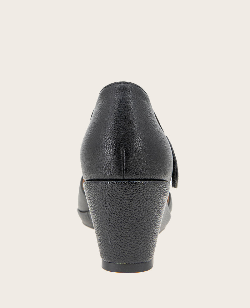 GENTLE SOULS - Oriana Leather Wedge Black Leather