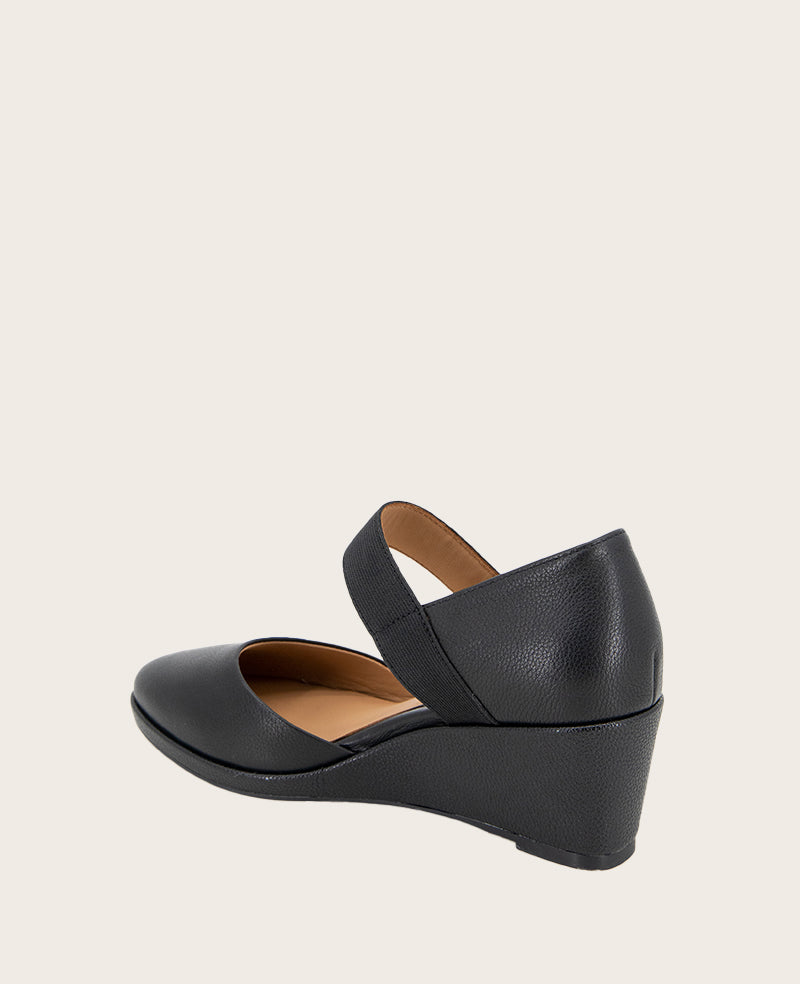 GENTLE SOULS - Oriana Leather Wedge Black Leather
