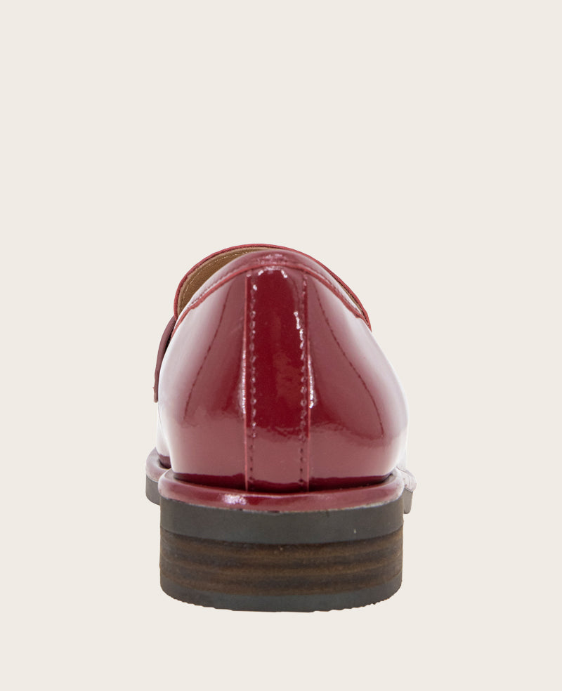 GENTLE SOULS - Cybil Crinkle Patent Loafer Rio Red Patent