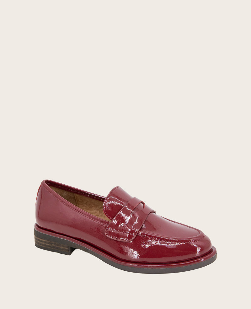 GENTLE SOULS - Cybil Crinkle Patent Loafer Rio Red Patent