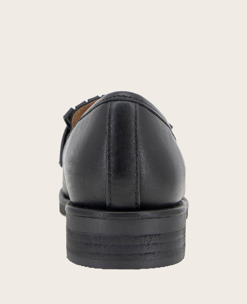 GENTLE SOULS - Cydney Leather Tassel Loafer Black Leather