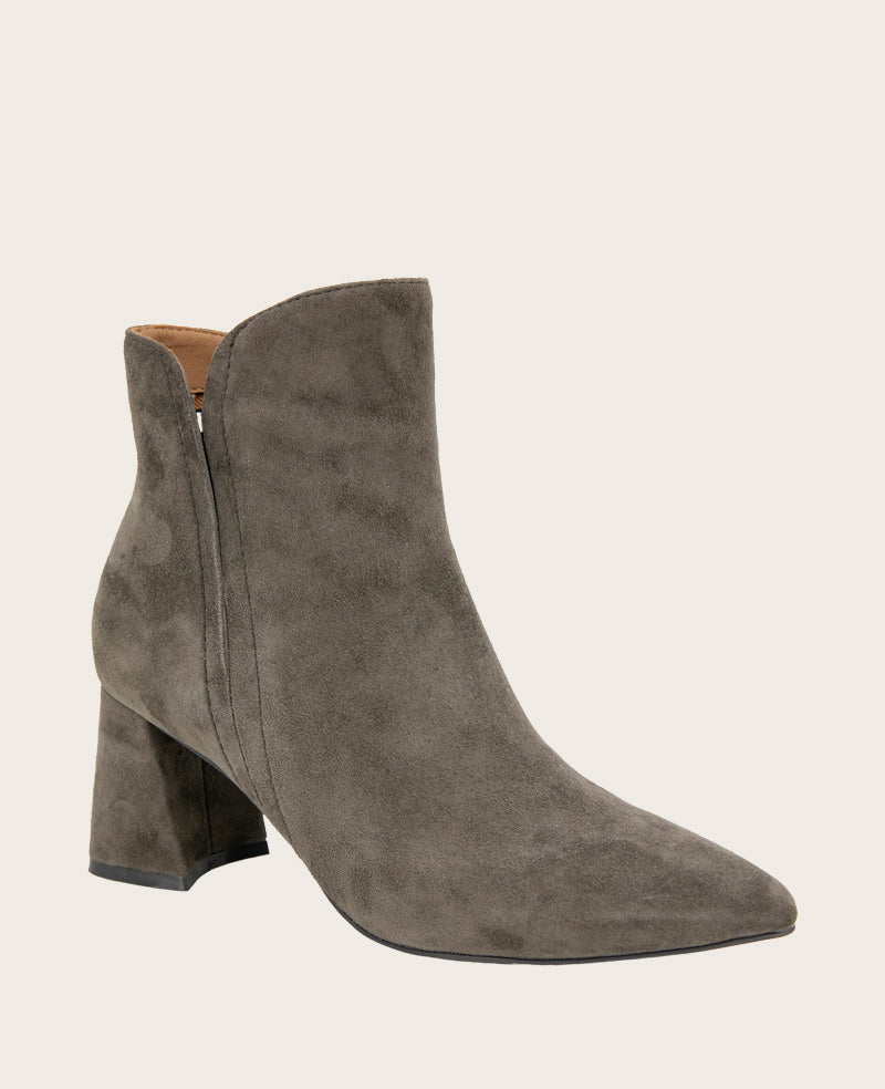 GENTLE SOULS - Danbury Suede Double Gore Heel Boot Shitake Suede