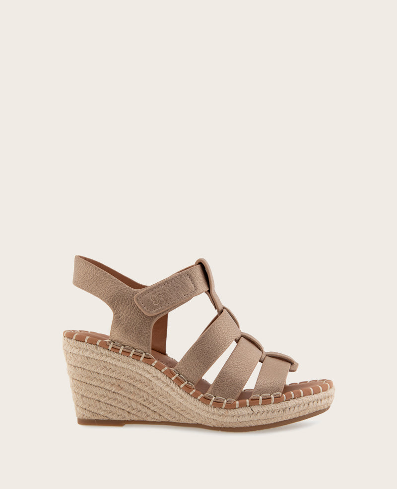 GENTLE SOULS - Capelin Metallic Esparille Wedge Matte Gold Leather