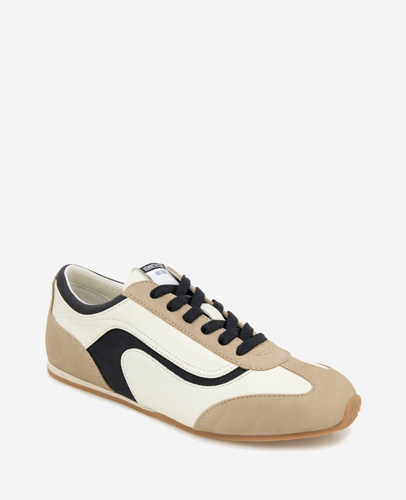 Alma Leather Sneaker Cream/Black Leather