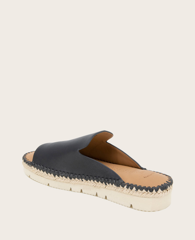 GENTLE SOULS - Leilani Leather Platform Slip On Sandal Black Leather