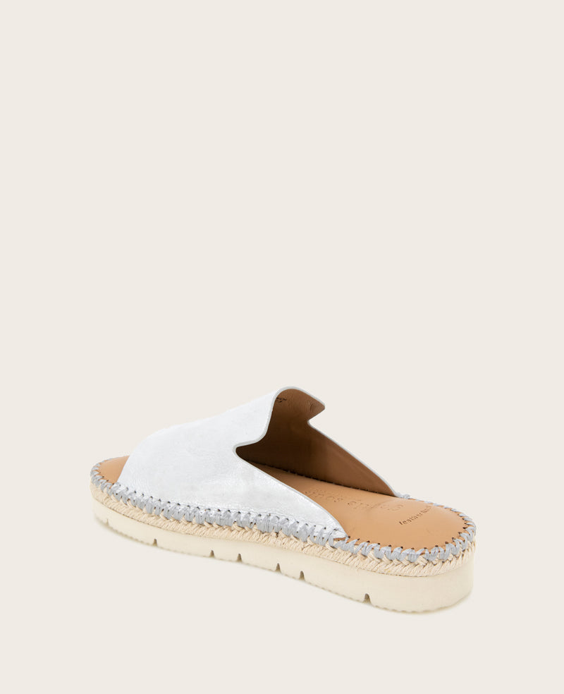 GENTLE SOULS - Leilani Metallic Platform Slip On Sandal Silver Leather