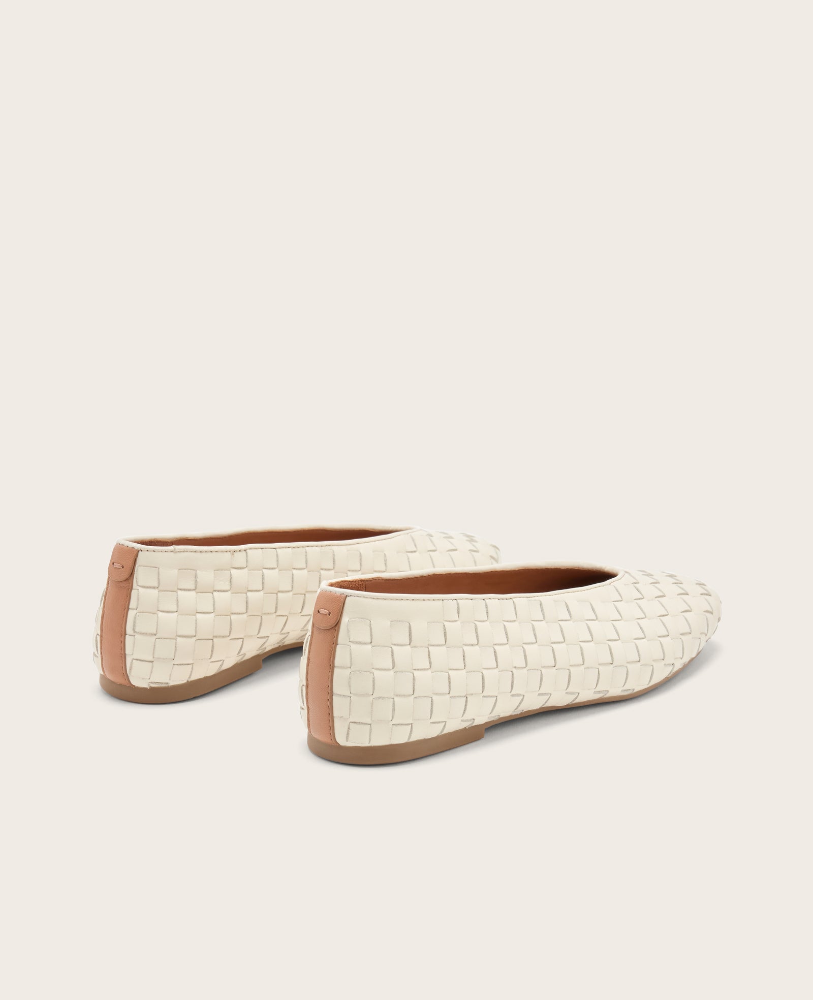 GENTLE SOULS - Willow Woven Leather Flat Stone Leather