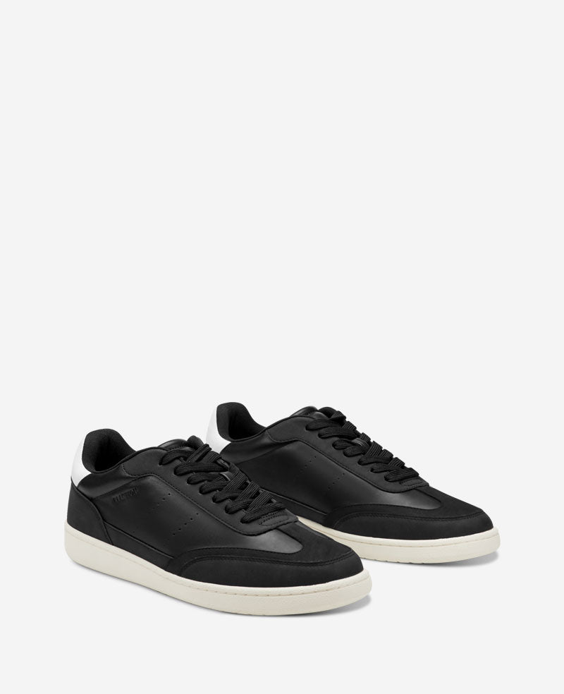 REACTION - Elliot Sneaker Black/Cloud
