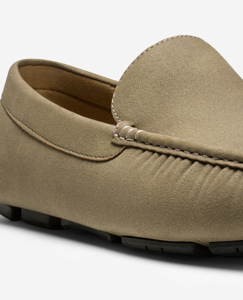 REACTION - Scanlin Driving Loafer Coriander Faux Suede