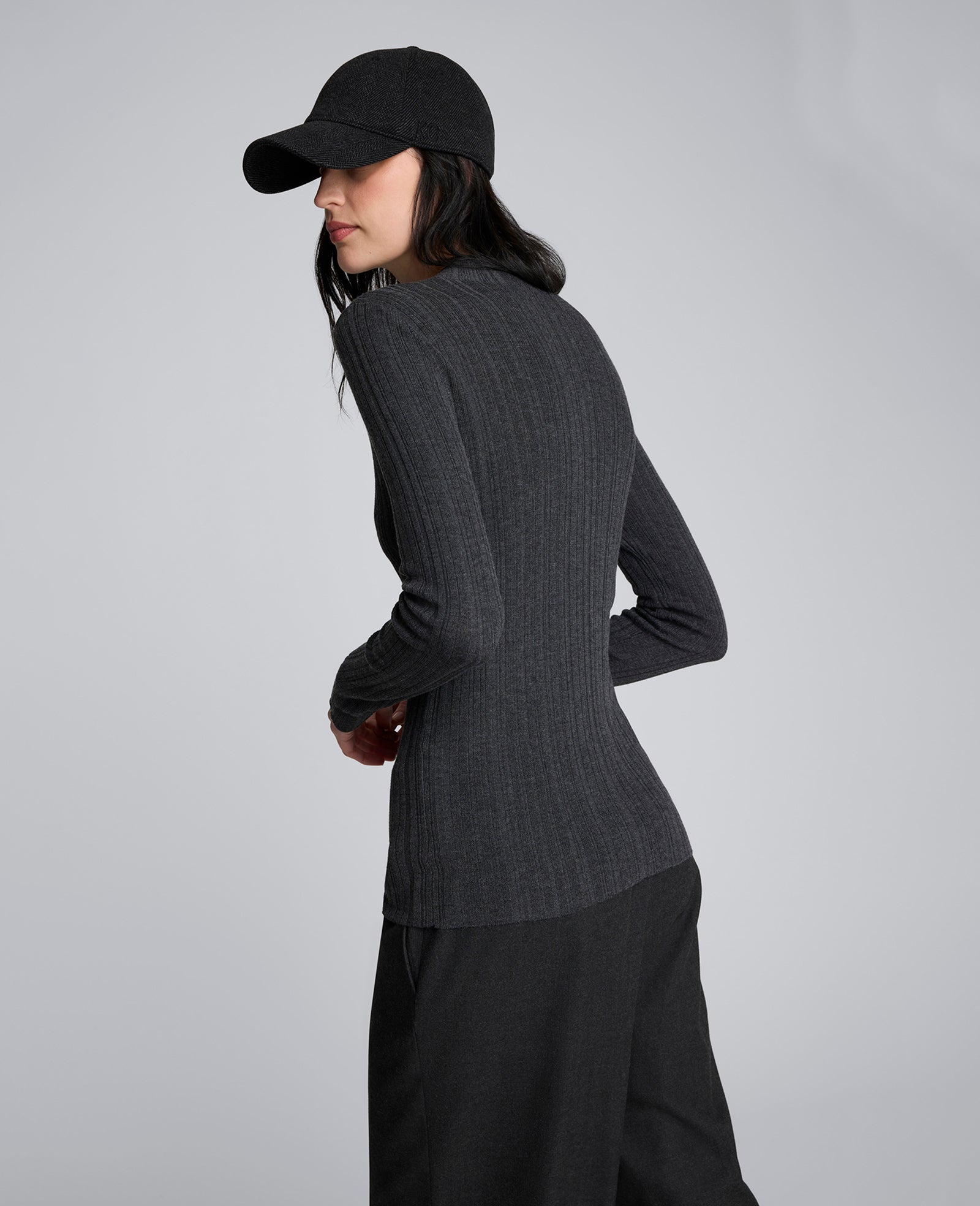 Long Sleeve Ribbed Mock Neck Sweater Med Heather Grey