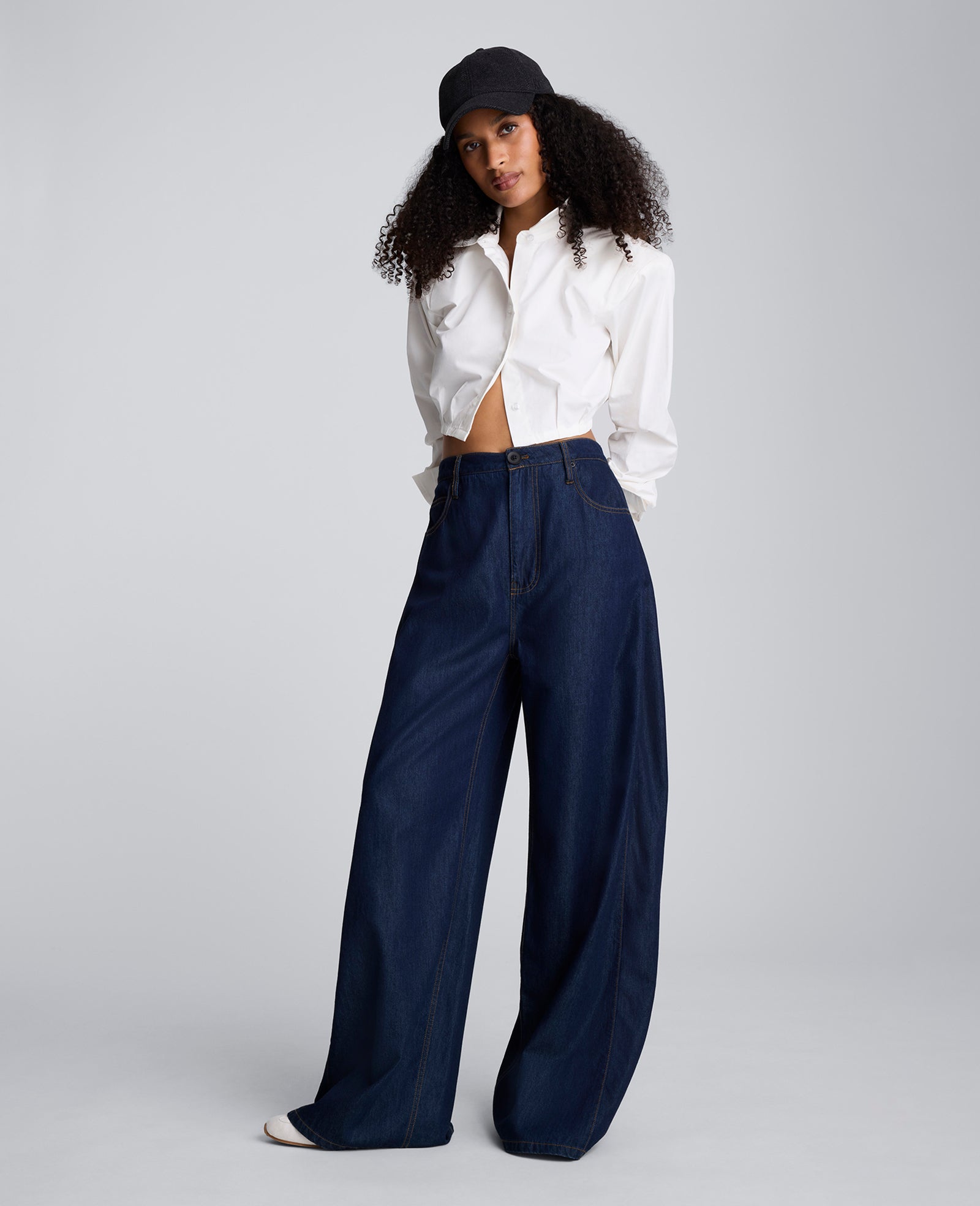 Strong Shoulder Cropped Poplin Button Front Shirt Pure White
