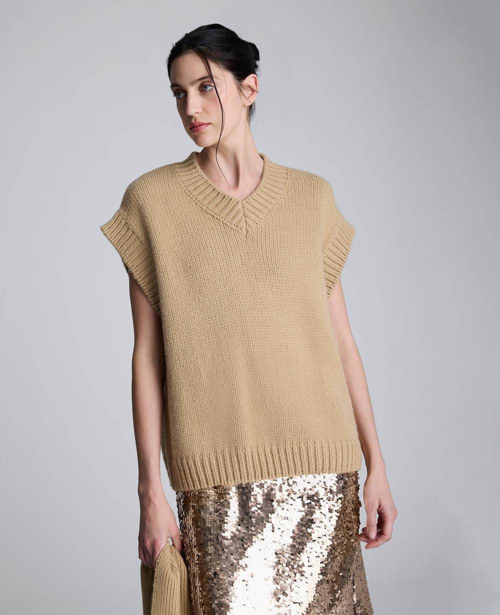 Sweater Vest With Detachable Scarf Gazelle Camel