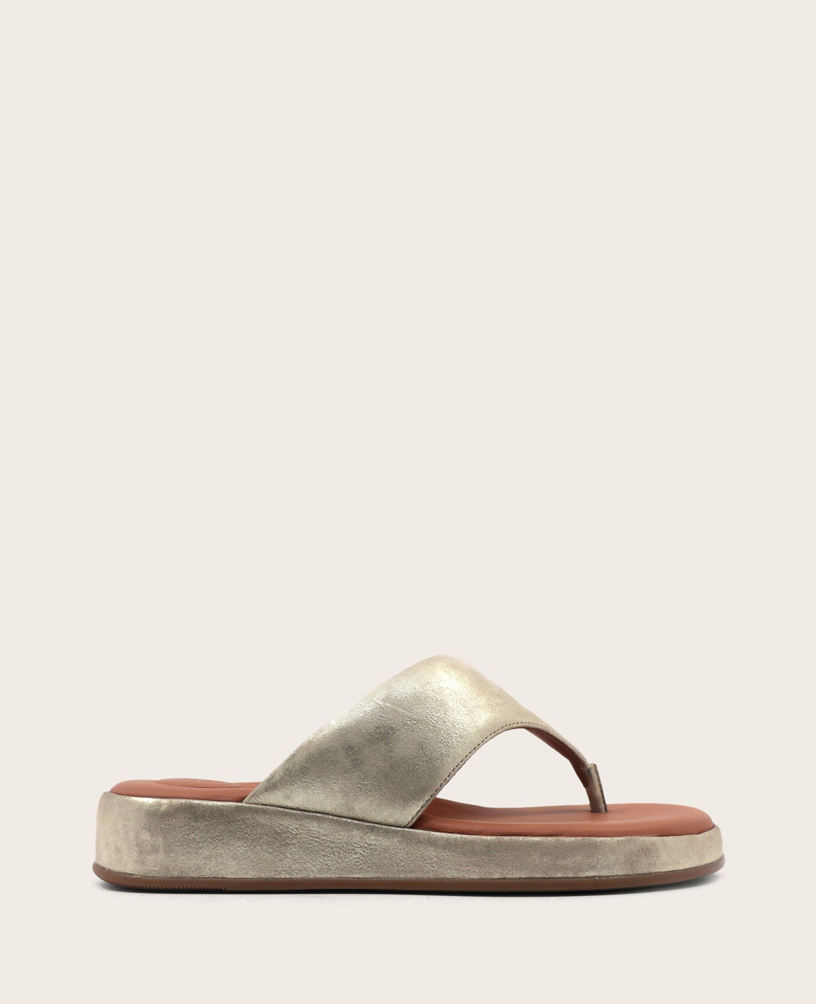 GENTLE SOULS - Daya Metallic Thong Sandal Ice Leather