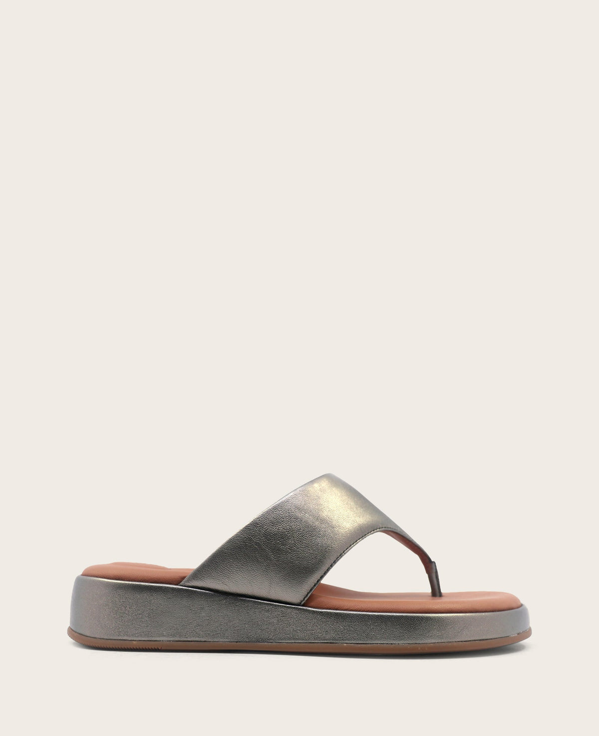 GENTLE SOULS - Daya Metallic Thong Sandal Pewter Leather