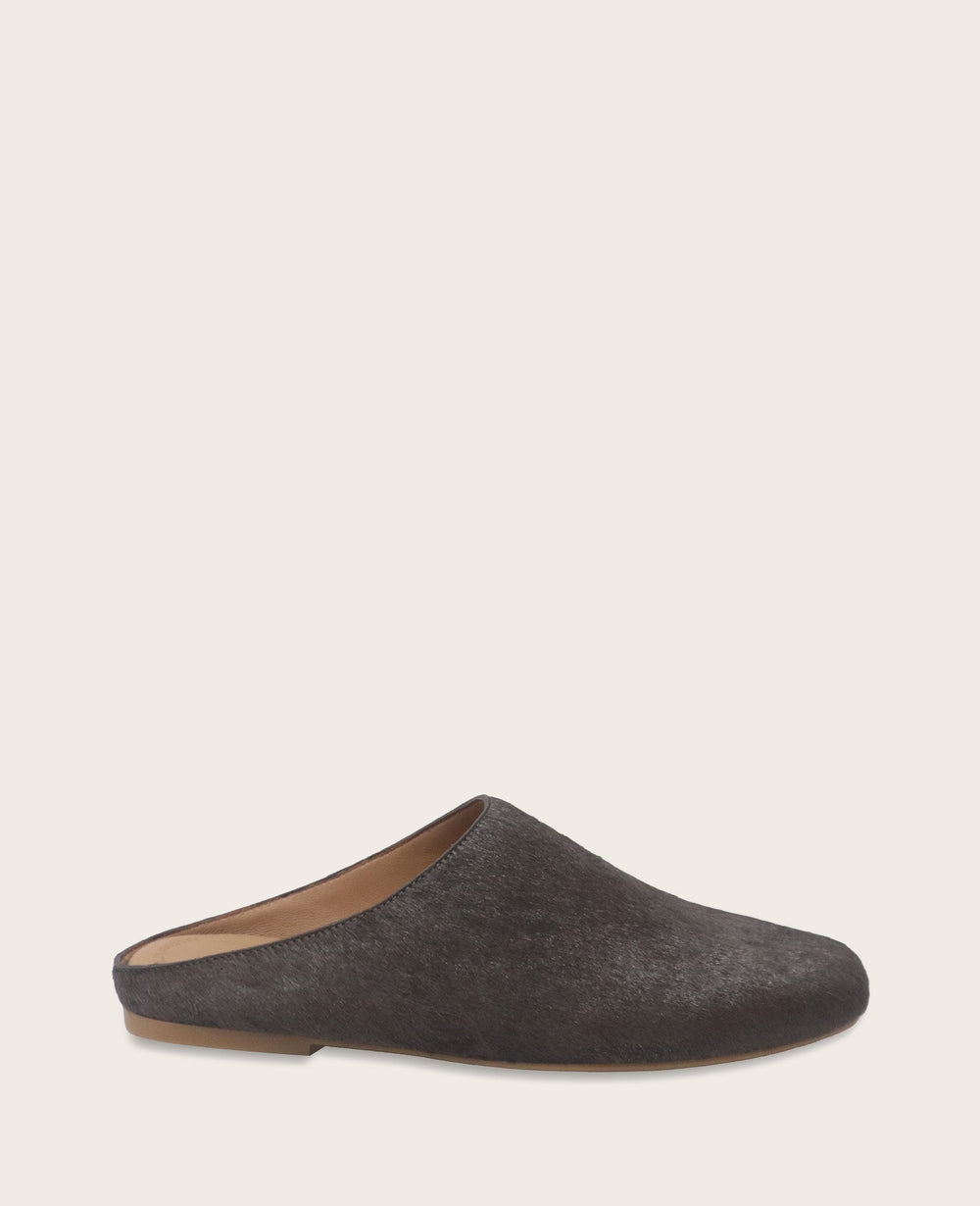 GENTLE SOULS - Wanda Calf Hair Mule Flat Walnut Calf Hair